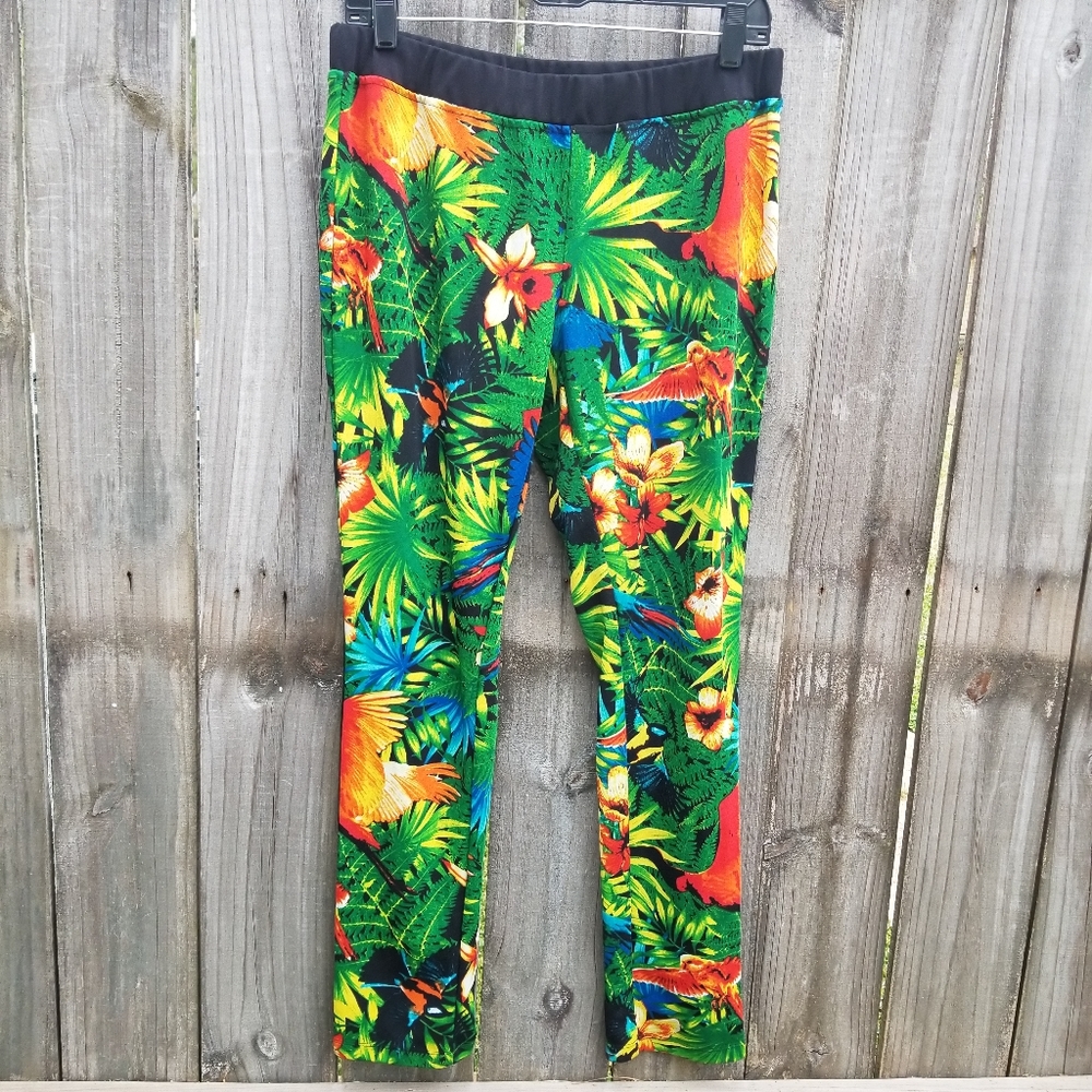 Philosophy Tropical Parrot Print Leggings in Green, Red, Blue, Yellow